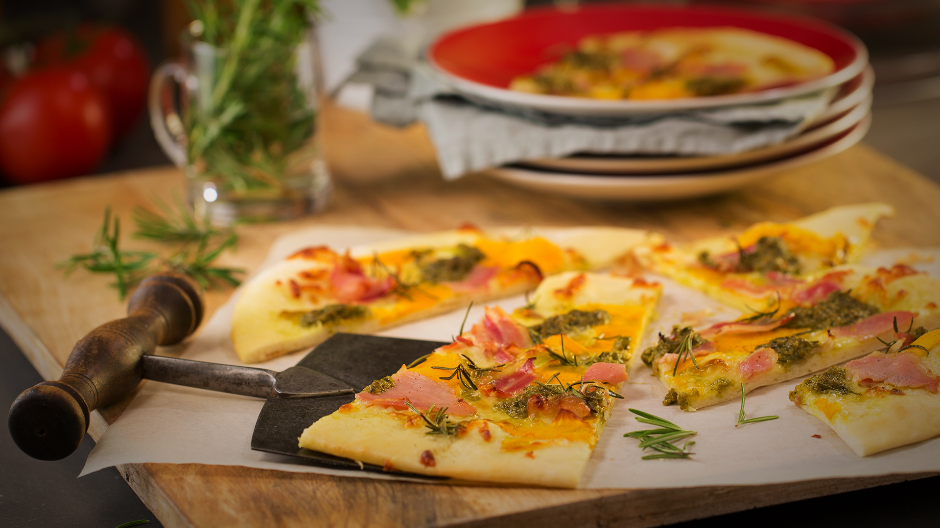 Pumpkin pancetta pesto and rosemary pizza Multix