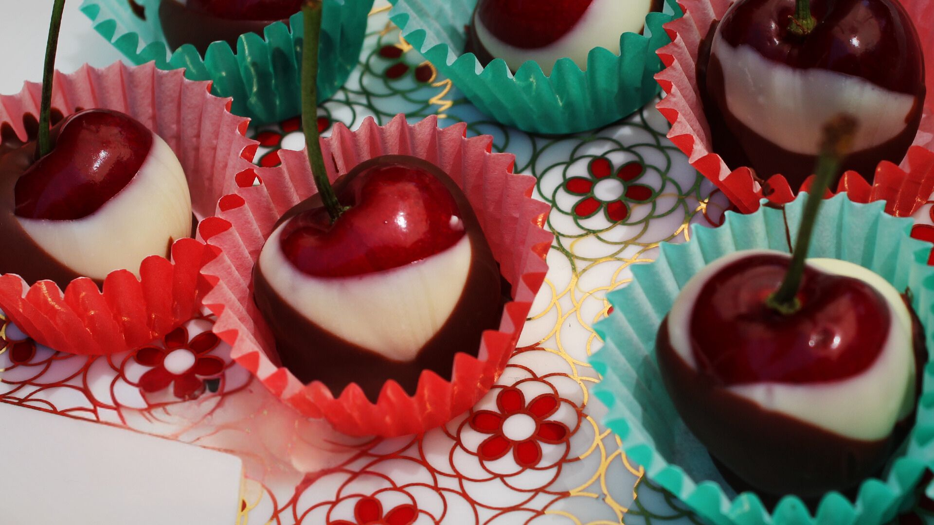 Double dipped chocolate cherries - Multix